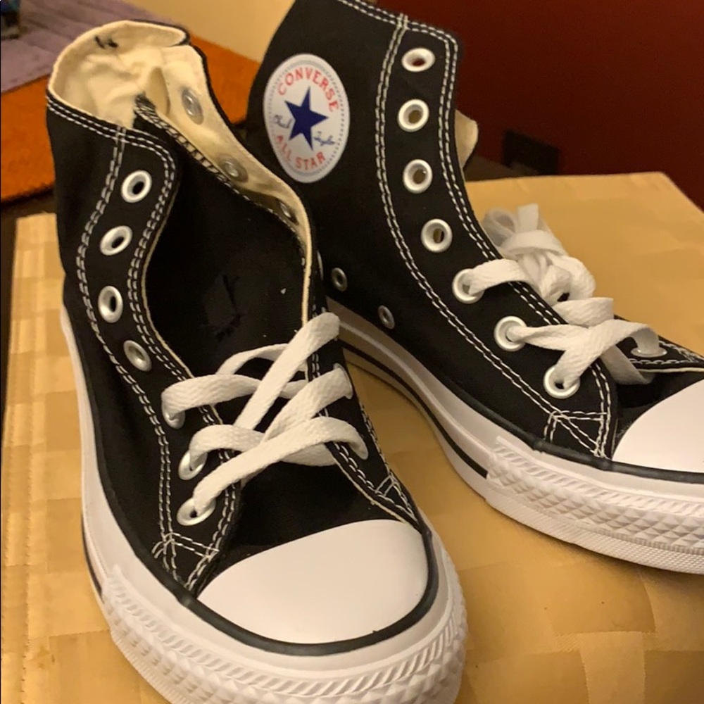 Women’s Brand New Converse